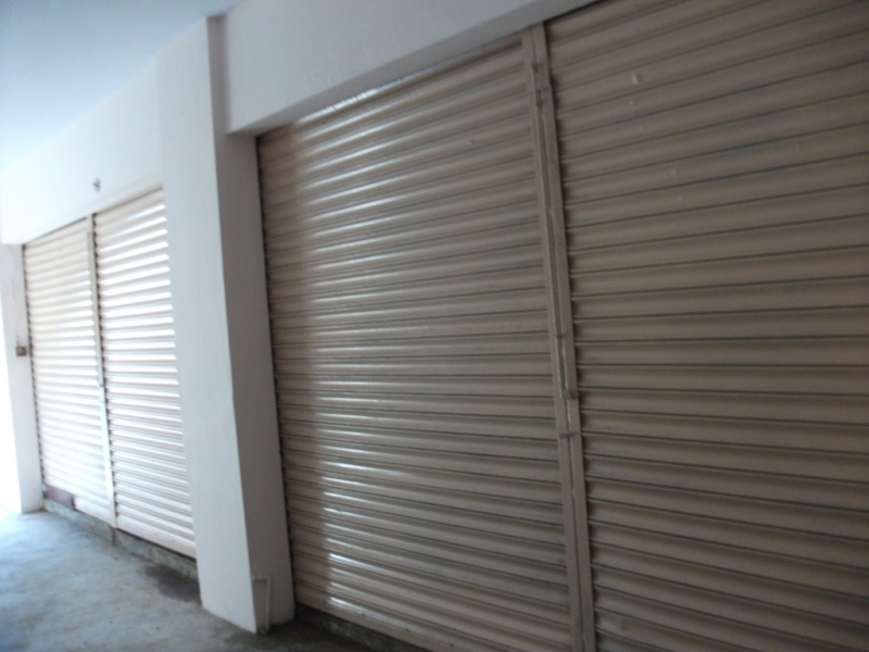 Commercial Available for Rent Saddar KARACHI 