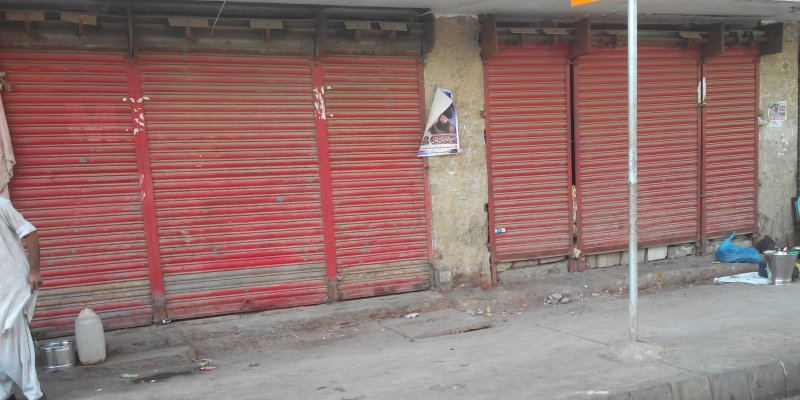Commercial Available for Rent Saddar KARACHI Majority Road Facing
