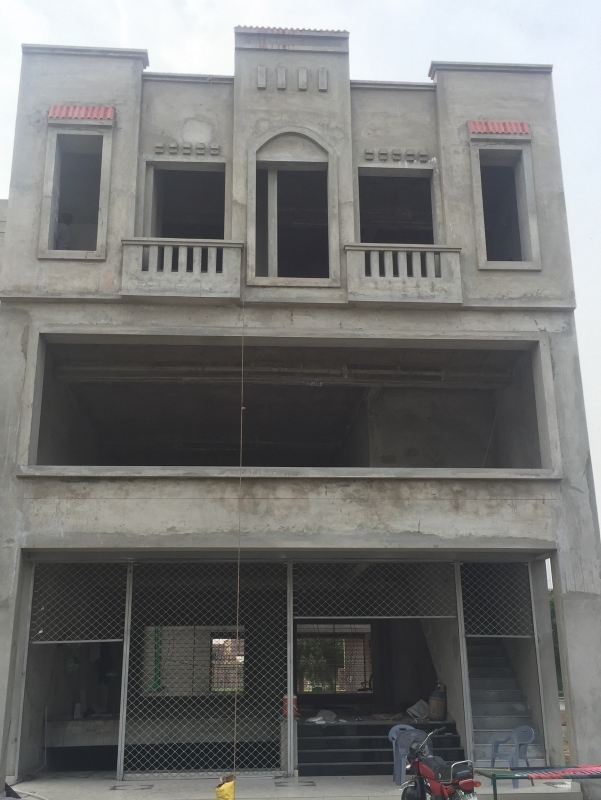Commercial Available for Rent Bahria Town LAHORE 
