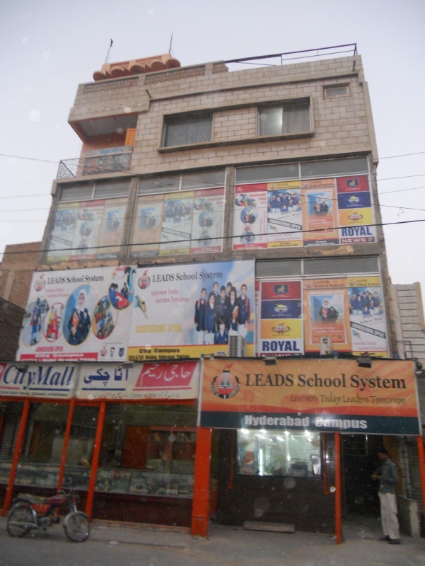 Commercial Available for Sale Other Location HYDERABAD buliding