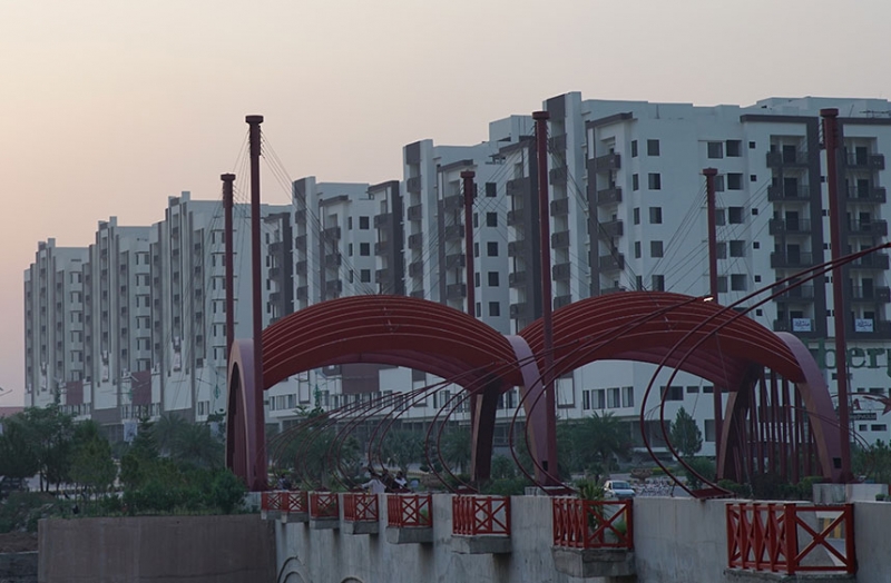 Commercial Available for Sale Gulberg ISLAMABAD Shop for Sale in Samama Gulberg Mall & Residency