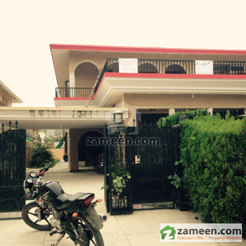 House Available for Rent F-10 Sector ISLAMABAD House for rent