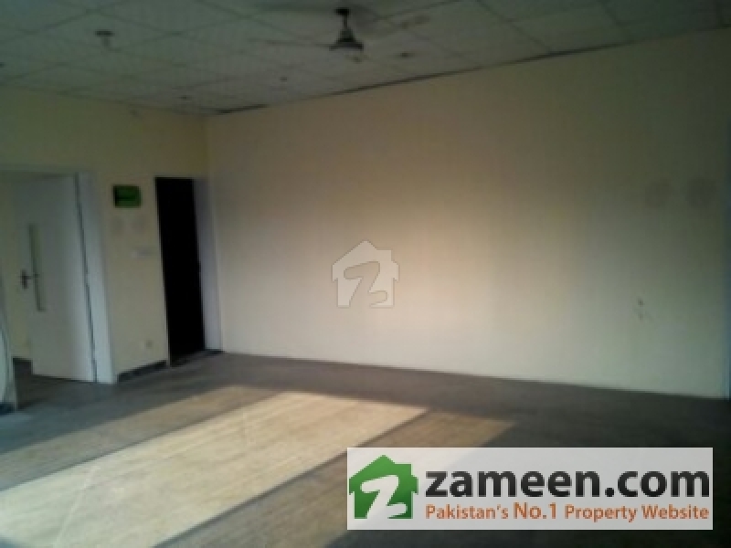 House Available for Rent Garden Town LAHORE 