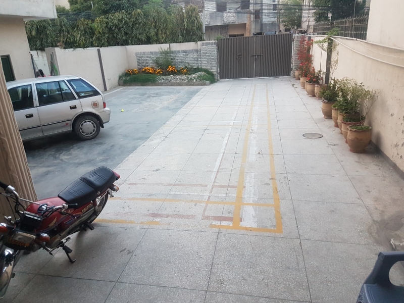 House Available for Rent Garden Town LAHORE 
