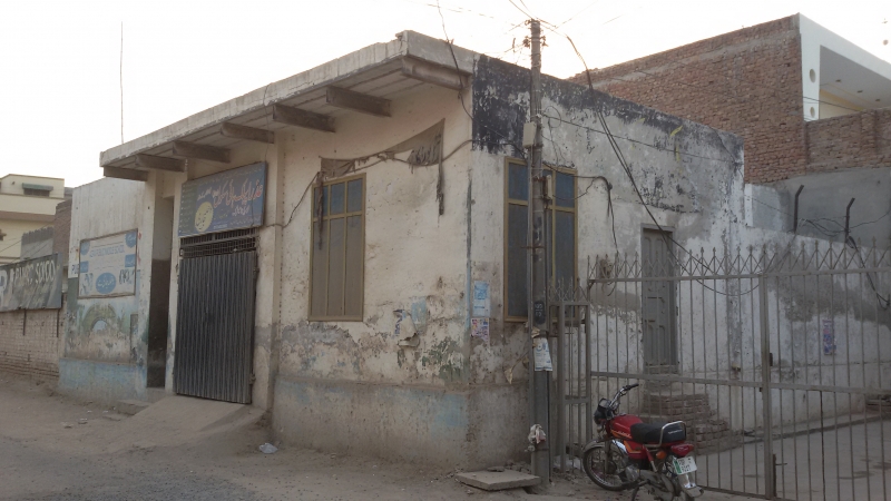 House Available for Sale Jaranwala Road FAISALABAD Corner view