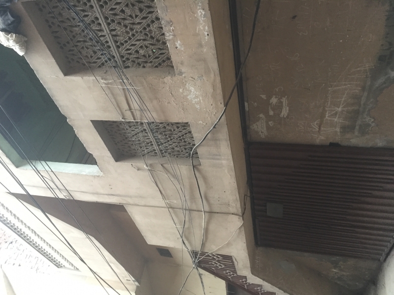 House Available for Sale G.T Road GUJRANWALA Front view of the house.