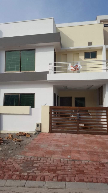 House Available for Sale Bahria Town ISLAMABAD 