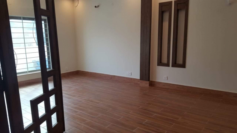 House Available for Sale Bahria Town ISLAMABAD 