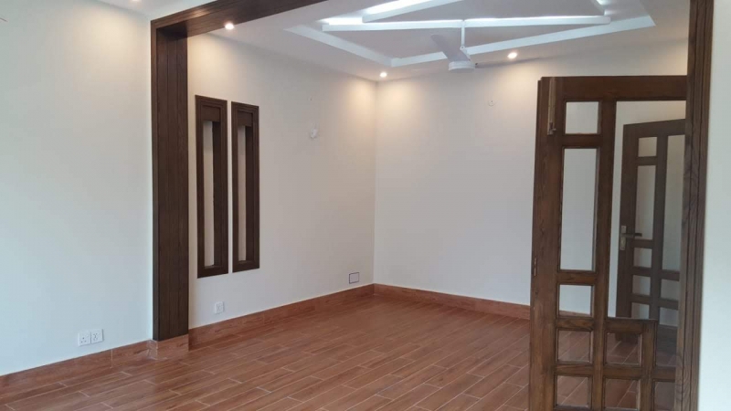 House Available for Sale Bahria Town ISLAMABAD 