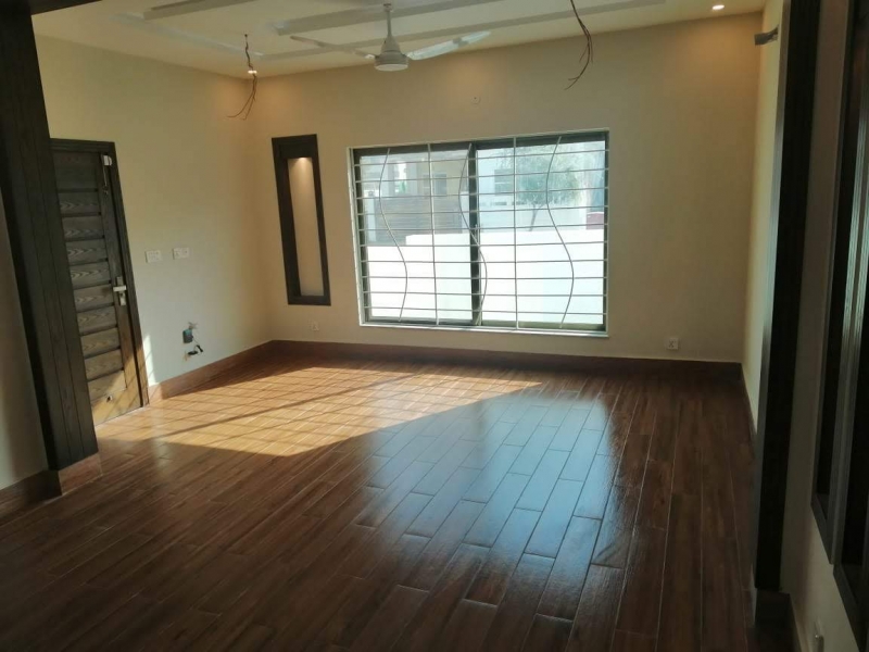 House Available for Sale Bahria Town ISLAMABAD 