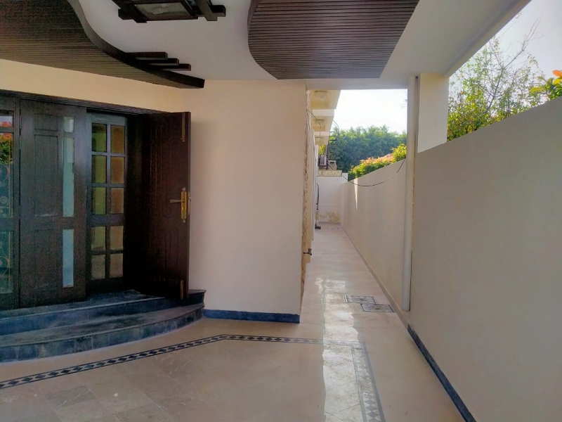 House Available for Sale Bahria Town ISLAMABAD All detail will be provided on demand.