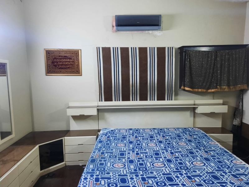 House Available for Sale Clifton KARACHI .