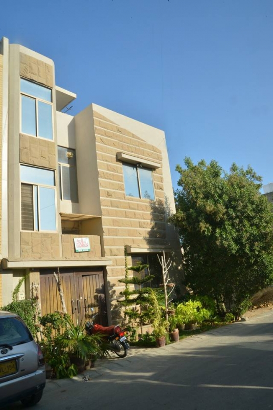 House Available for Sale Defence Housing Authority KARACHI front view
