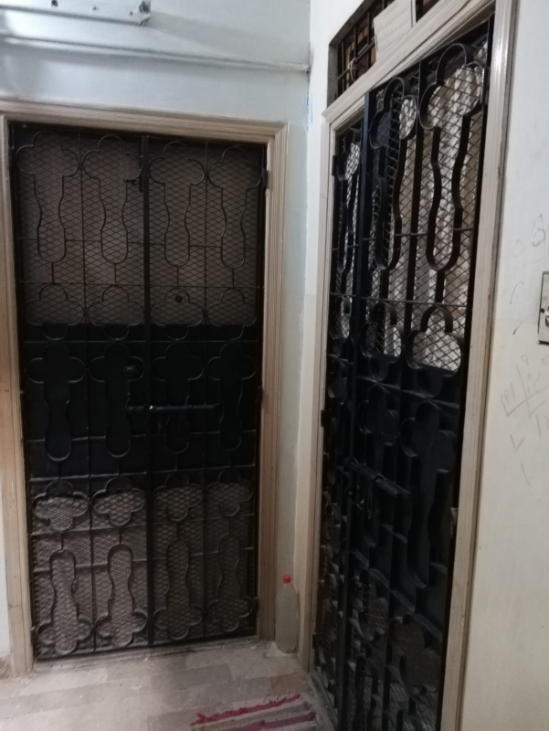 House Available for Sale P I B Colony KARACHI 
