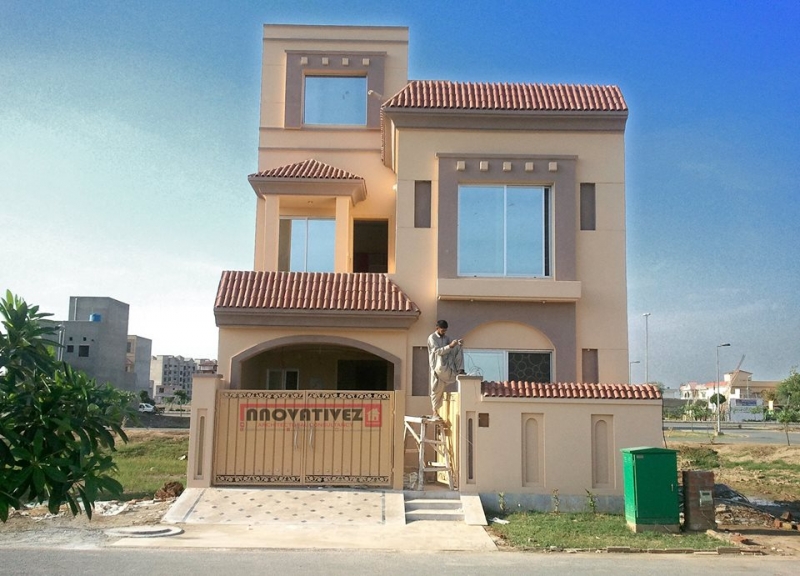 House Available for Sale A.W.T LAHORE bahria town 5 marla