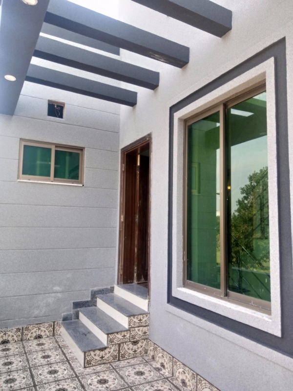House Available for Sale Bahria Town LAHORE 