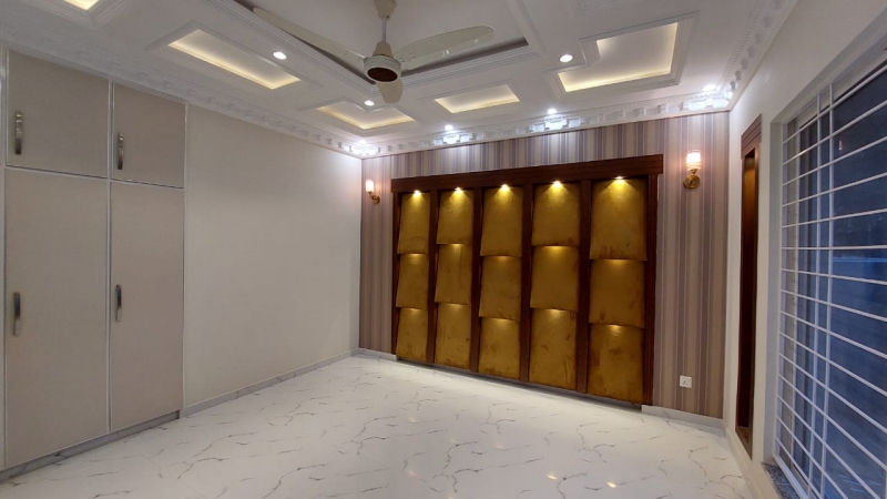 House Available for Sale Canal Gardens LAHORE 