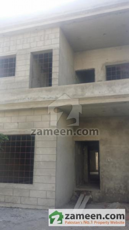 House Available for Sale Park View LAHORE 