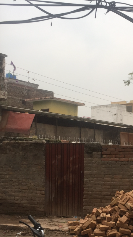 House Available for Sale Chaklala RAWALPINDI 2 Marla Quarter,Market k kreeb,Airprot sy 5 Min ki walk distance p