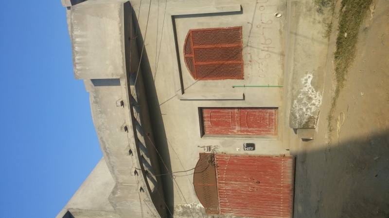 House Available for Sale Other Location SIALKOT Ghr new hai, aur abi tk use b nai kiya gaya na hi rent pr dya gaya hai, tile lagi hui hai kitchen aur washrooms mein, paint hona baqi hai