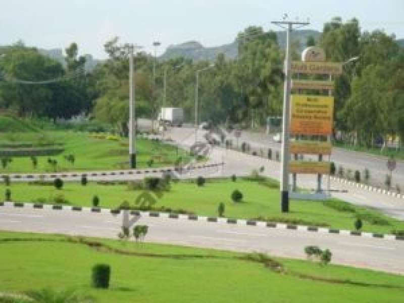 Plot Available for Sale F-11 Sector ISLAMABAD F-11 markaz residential appartments plot for sale. It is Ground + 5 stories approved. Plot size : 16 kanal green location. Also another plot of 8 kanal for sale demand 75,00,00,000 for more information plz contact : 0334-5555854 / 0331-5280787