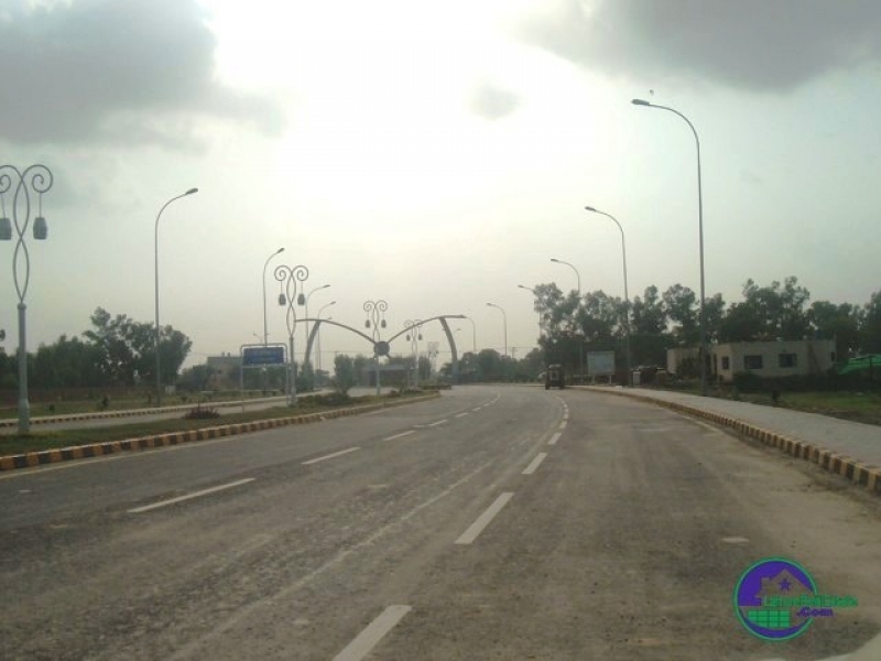 Plot Available for Sale Canal Bank LAHORE 