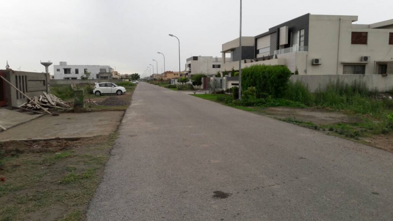 Plot Available for Sale DEFENCE HOUSING AUTHORITY LAHORE 